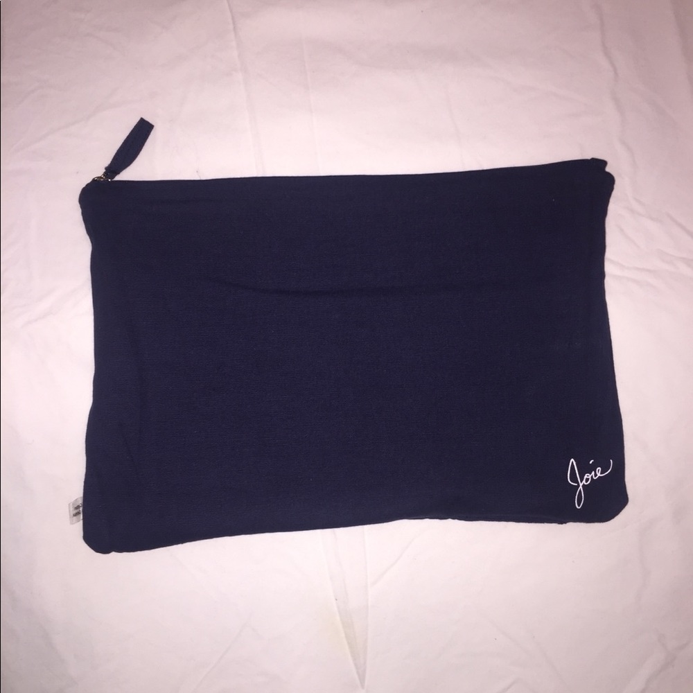 Joie Reversible pouch